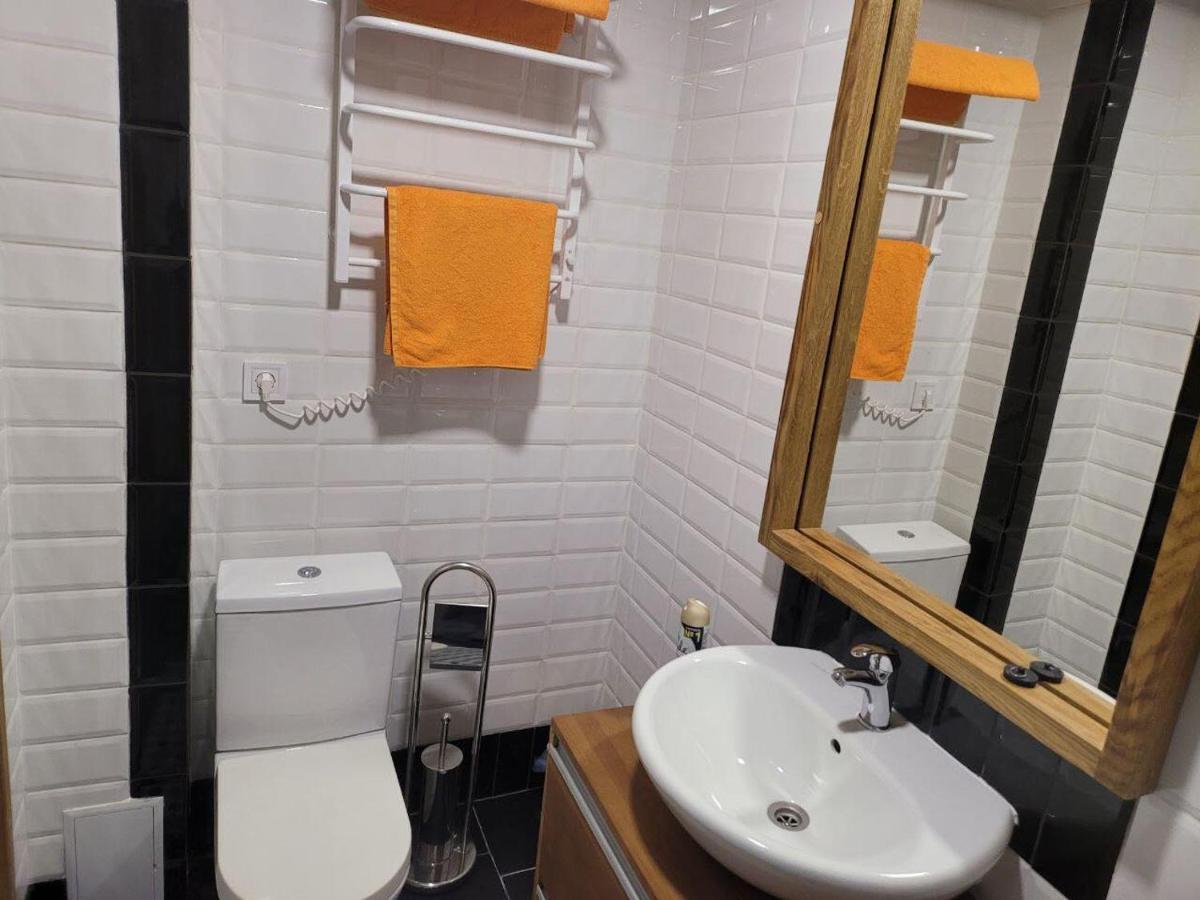 Саквояж Вокзал Bed & Breakfast Lviv Dış mekan fotoğraf